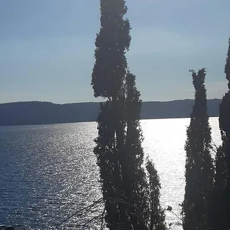 アパート Multiverse