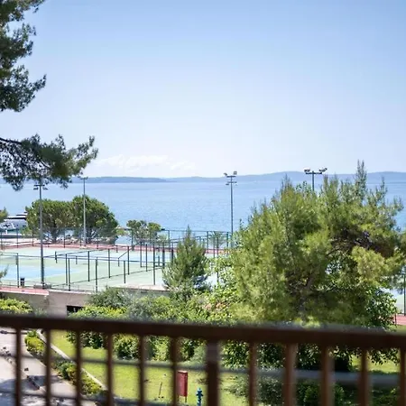 Multiverse ポドストラナ