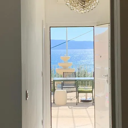 アパート Multiverse *