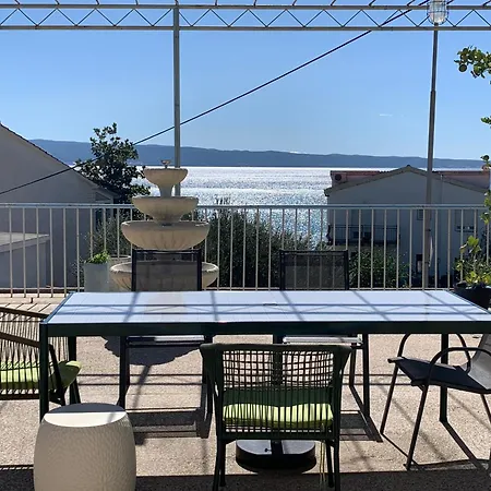 アパート Multiverse *