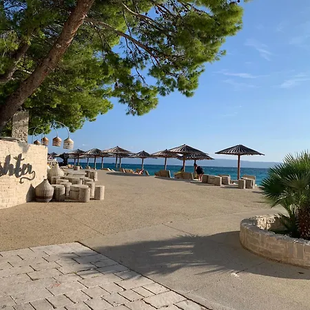 アパート Multiverse *