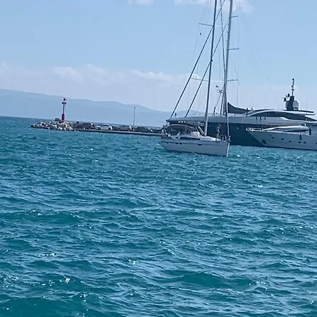 Multiverse アパート